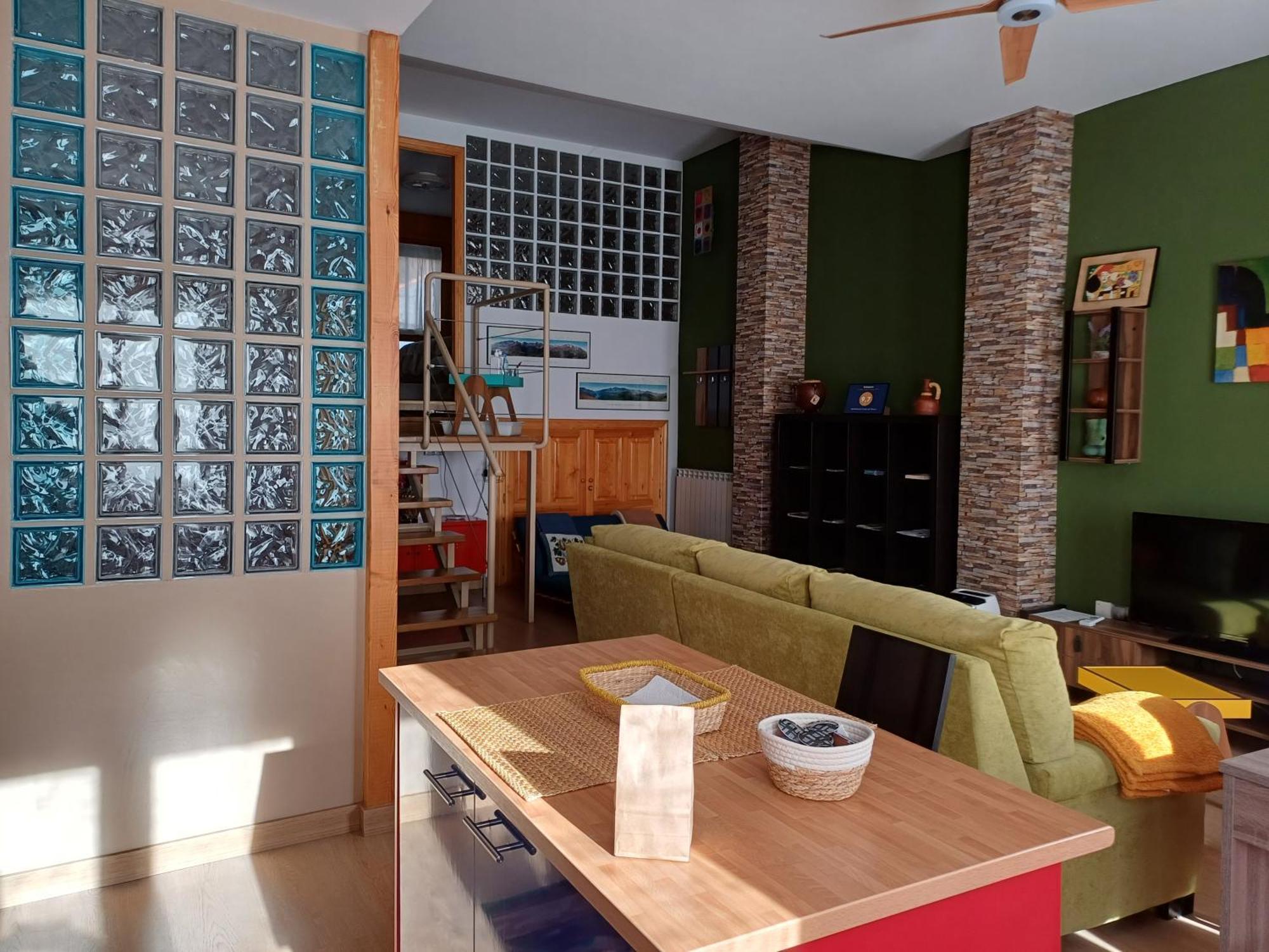 Apartamento Puerta Del Pirineo Sabinanigo Bagian luar foto