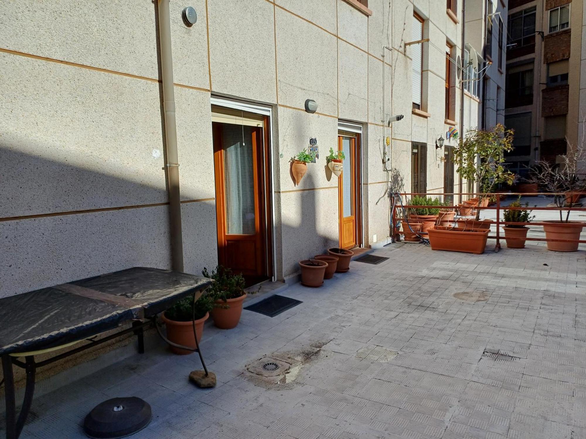 Apartamento Puerta Del Pirineo Sabinanigo Bagian luar foto